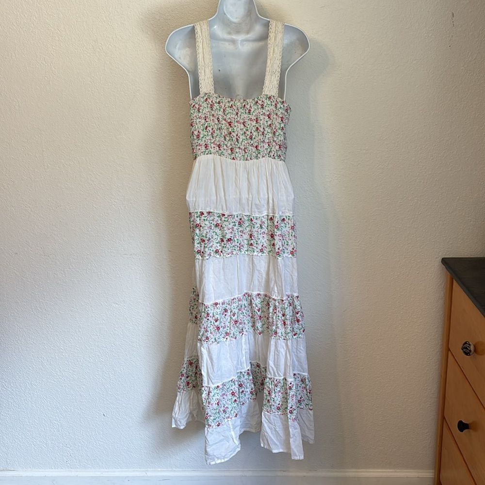 Palak Tiered Floral Maxi Dress Large - Picture 5 of 5